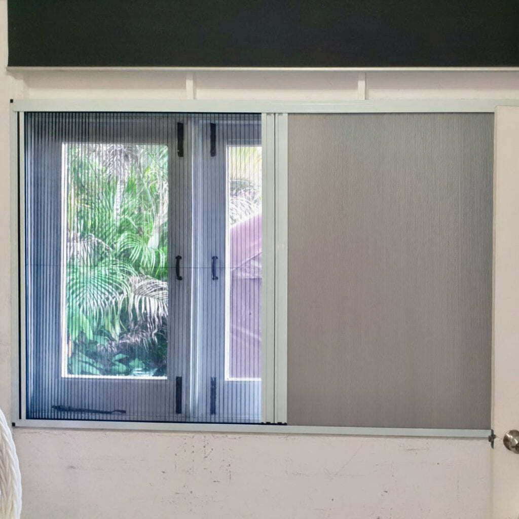 WSS 2 in 1 UV blind and cat mesh